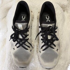 ON Women's Athletic Shoes - Black and White